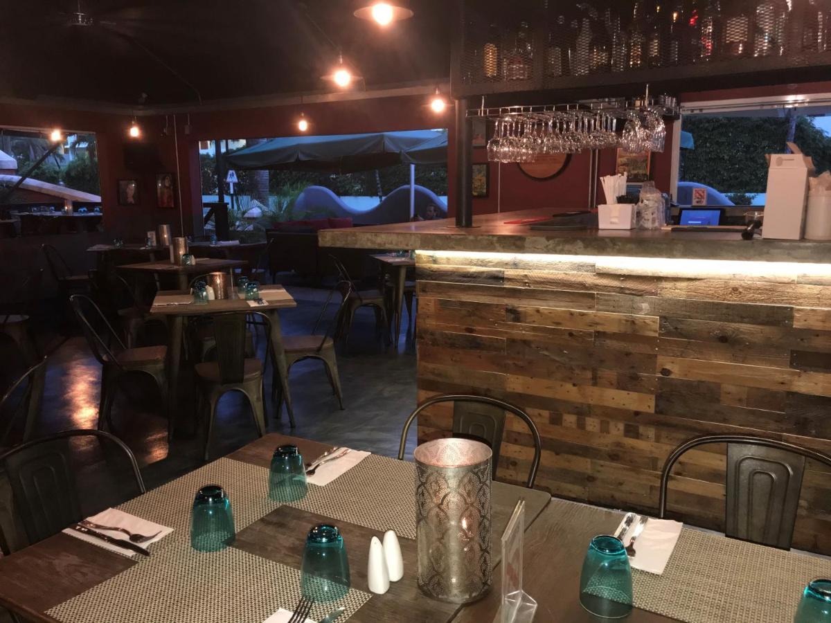 Courtyard By Marriott Bridgetown, Barbados Hotel Luaran gambar